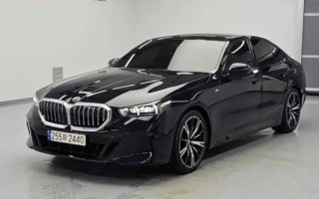 인천자동차사이트 5시리즈 (G60) 530i xDrive 매물 사진 12 - 2023/12 66,257km