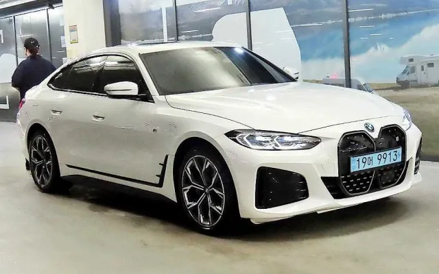 인천자동차사이트 i4 eDrive 40 매물 사진 11 - 2023/06 37,277km